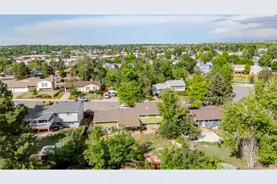 16568 E Lasalle Place, Aurora, CO 80013 - Photo 10