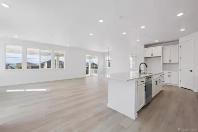 9251 Telluride Court, Commerce City, CO 80022 - Photo 4