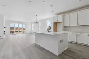 25204 E Warren Pl, Aurora, CO 80018 - Photo 4