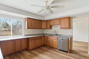 6218 S Cherry Cir, Centennial, CO 80121 - Photo 12