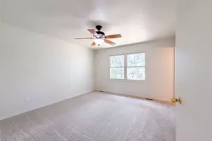 2924 Bow Line Pl, Longmont, CO 80503 - Photo 4