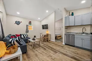 3235 N Gaylord St, Denver, CO 80205 - Photo 6