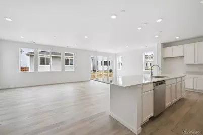 45915 Wood Thrush Avenue, Bennett, CO 80102 - Photo 6