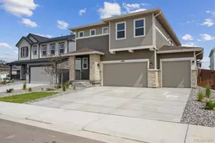 45915 Wood Thrush Ave, Bennett, CO 80102 - Photo 2