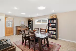 923 Geneva St, Aurora, CO 80010 - Photo 6