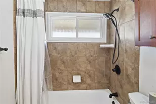 923 Geneva St, Aurora, CO 80010 - Photo 22