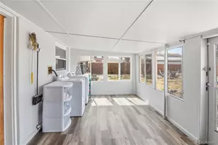 923 Geneva St, Aurora, CO 80010 - Photo 24