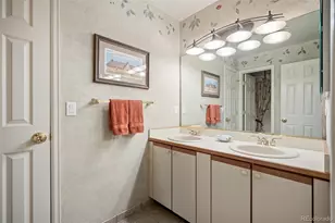 8505 E Temple Dr, Denver, CO 80237 - Photo 30