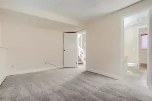 10223 E Peakview Ave, Englewood, CO 80111 - Photo 18