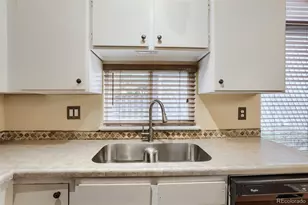 10223 E Peakview Ave, Englewood, CO 80111 - Photo 10
