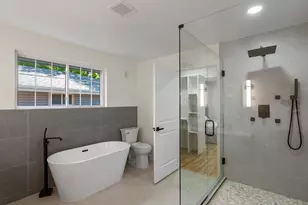 3630 S Hillcrest Dr, Denver, CO 80237 - Photo 22