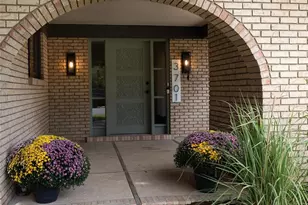 3701 S Peach Way, Denver, CO 80237 - Photo 2