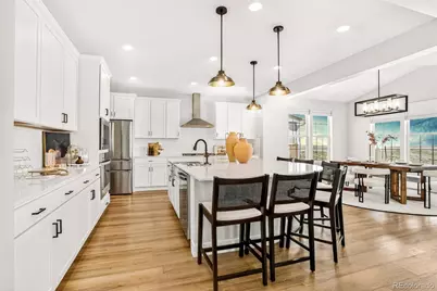 7318 S Yantley Way, Aurora, CO 80016 - Photo 2