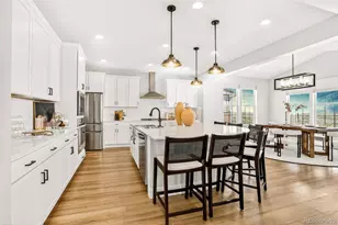 7318 S Yantley Wy, Aurora, CO 80016 - Photo 2