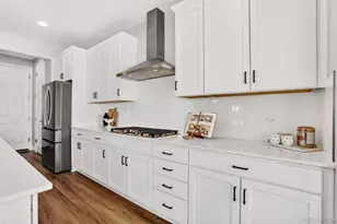 7318 S Yantley Wy, Aurora, CO 80016 - Photo 4
