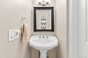 1935 S Peoria St, Aurora, CO 80014 - Photo 14