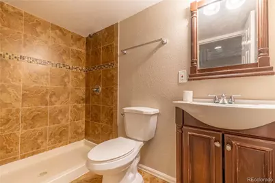 19365 E Lasalle Place, Aurora, CO 80013 - Photo 24