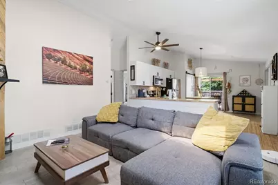 9574 W Elmhurst Place, Littleton, CO 80128 - Photo 8
