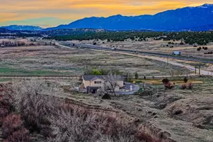 6055 Pine Bluff Dr, Pueblo, CO 81004 - Photo 2