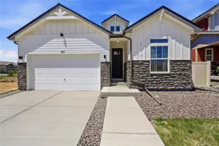 957 Highlands Cir, Erie, CO 80516 - Photo 2