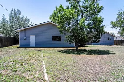 355 E Woodward Avenue, Keenesburg, CO 80643 - Photo 22