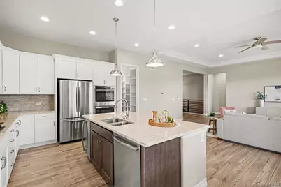 6610 S Addison Way, Aurora, CO 80016 - Photo 8