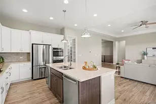 6610 S Addison Way, Aurora, CO 80016 - Photo 8