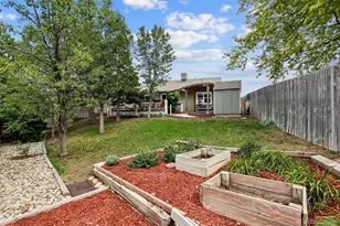 18729 E Oregon Dr, Aurora, CO 80017 - Photo 24