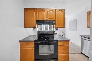 7779 W Portland Ave, Littleton, CO 80128 - Photo 8