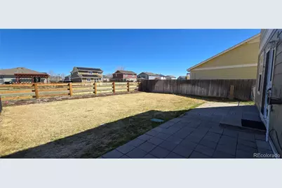 832 Sunrise Drive, Lochbuie, CO 80603 - Photo 18