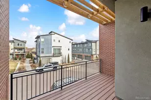 7812 W 43rd Pl, Wheat Ridge, CO 80033 - Photo 2