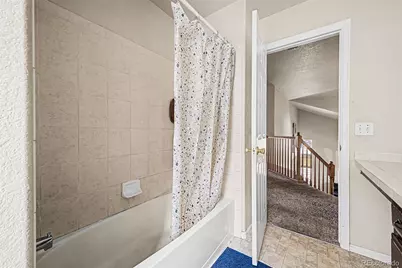 5543 Hannibal Court, Denver, CO 80239 - Photo 32