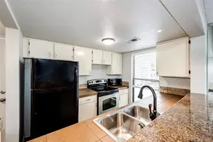 9837 E Peakview Ave, Englewood, CO 80111 - Photo 4