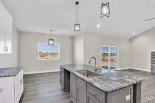 866 E Snyder Dr, Pueblo, CO 81007 - Photo 14