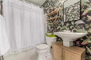 7240 Avrum Dr, Denver, CO 80221 - Photo 10