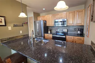 720 Lakepoint Dr, Frisco, CO 80443 - Photo 2