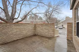 2726 E Otero Pl, Centennial, CO 80122 - Photo 4
