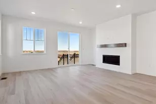 25161 E Evans Dr, Aurora, CO 80018 - Photo 4