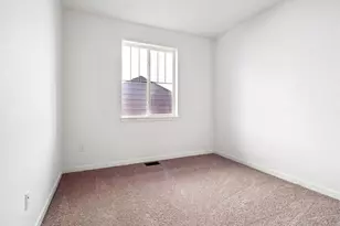 25161 E Evans Dr, Aurora, CO 80018 - Photo 10