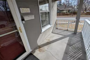 2102 W Kiowa St, Colorado Springs, CO 80904 - Photo 8