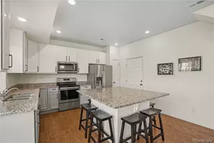 26309 E Maple Dr, Aurora, CO 80018 - Photo 2