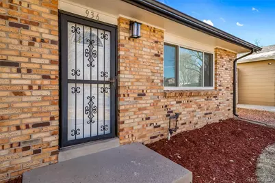 936 S Moline Street, Aurora, CO 80012 - Photo 6