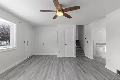 659 S Newark Court, Aurora, CO 80012 - Photo 4