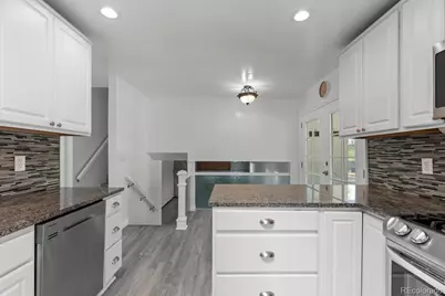 659 S Newark Court, Aurora, CO 80012 - Photo 16