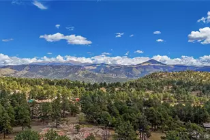 957 Arapahoe Dr, Florissant, CO 80816 - Photo 2