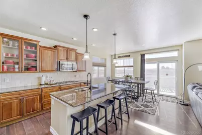 8247 S Country Club Parkway, Aurora, CO 80016 - Photo 8