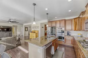 8247 S Country Club Pkwy, Aurora, CO 80016 - Photo 6