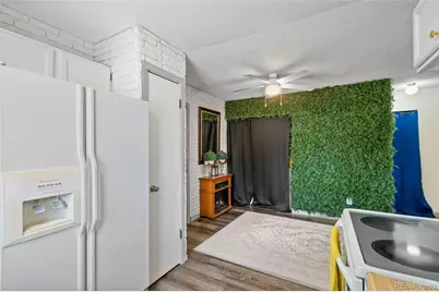 1927 Cathay Court, Aurora, CO 80011 - Photo 16