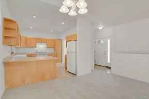 470 S Soaring Eagle Dr, Pueblo, CO 81007 - Photo 8