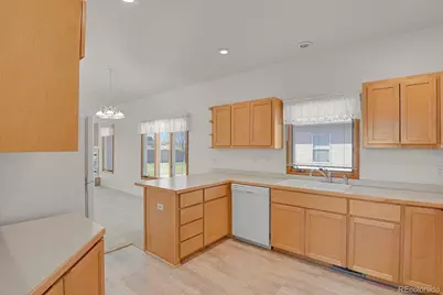 470 S Soaring Eagle Drive, Pueblo, CO 81007 - Photo 10